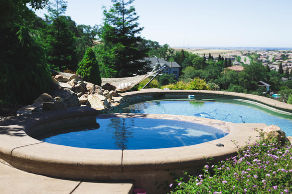 Hot Tub over looking the pool in El Dorado Hills California